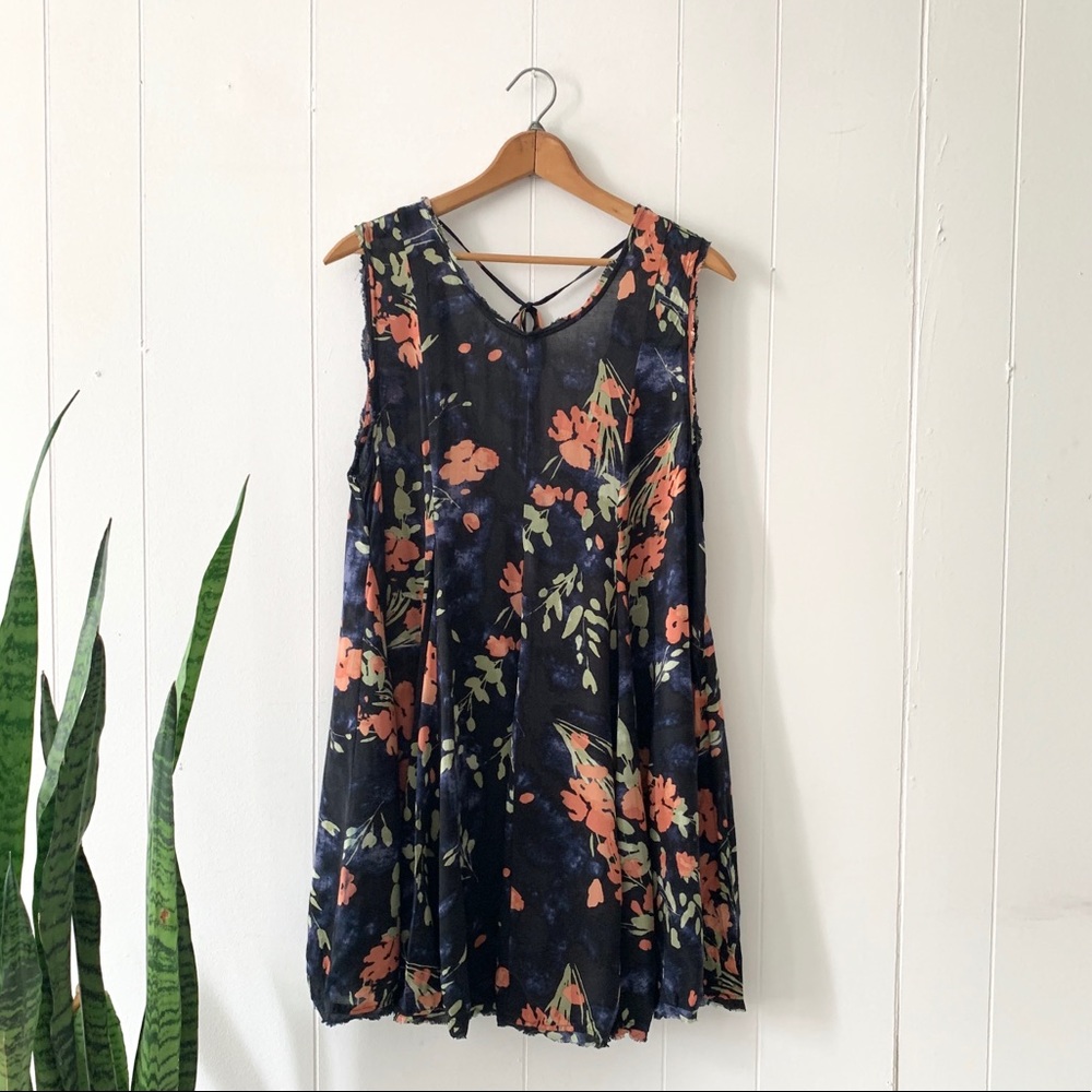 Urban Outfitters - Ecote Navy floral trapeze dress